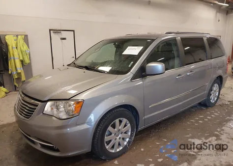 2015 Chrysler Town & Country Touring из США, поврежденный, VIN 2C4RC1BG6FR588550